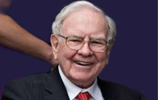 World's 4th Richest American Bussinessman and invester Warren Buffett.