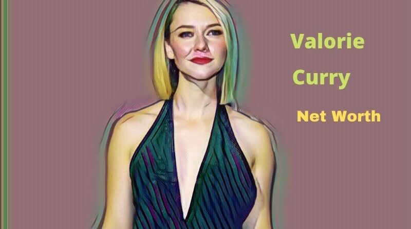 Valorie Curry's Net Worth 2023: Age, Height, Spouse, Boyfriend, Biography