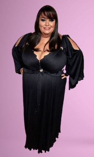 Dawn Roma French's Height - How tall is she?