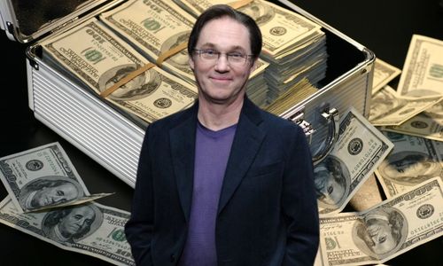As of this writing, Richard Thomas' net worth is calculated at $6 million